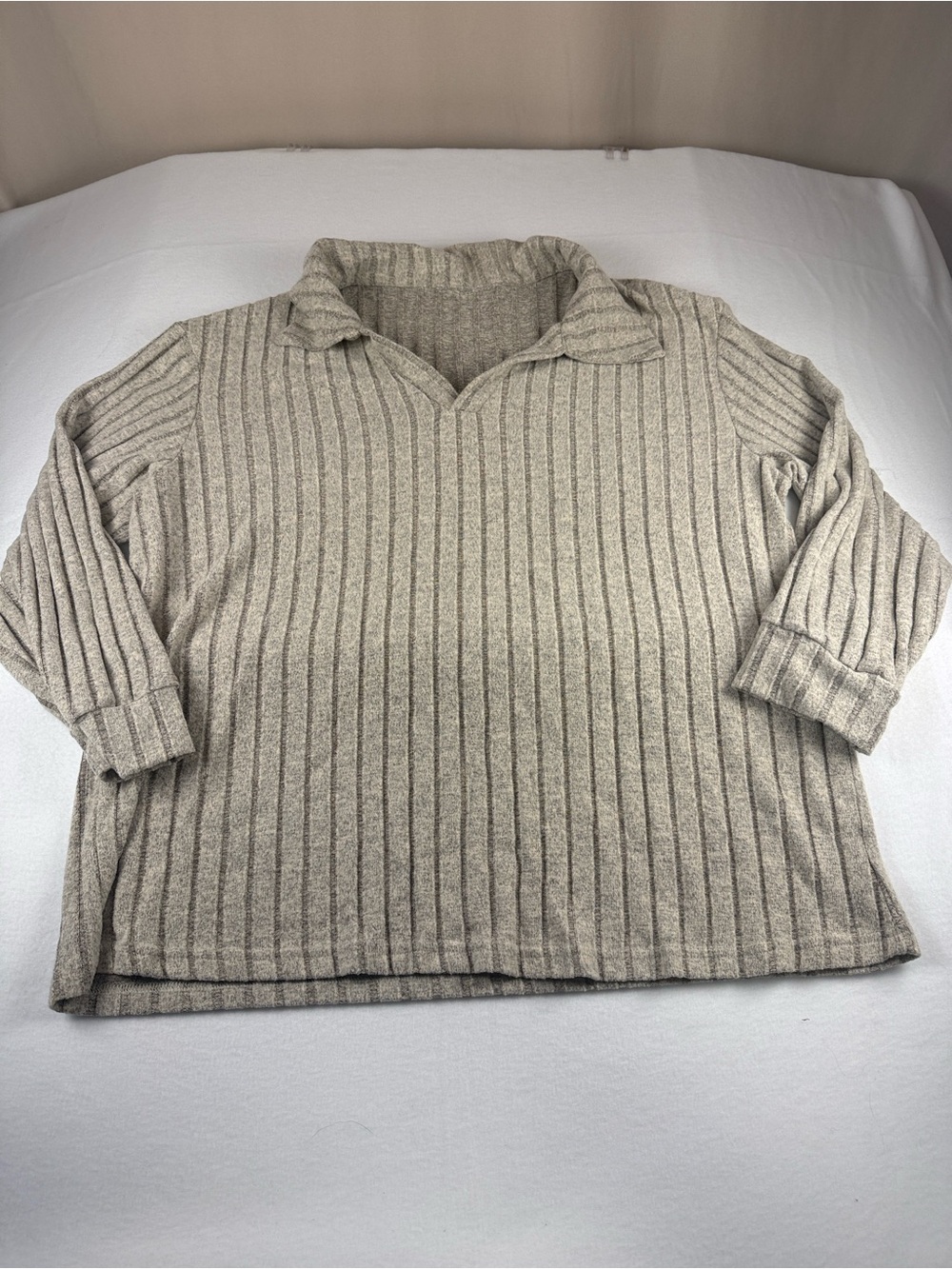 SHEIN Beige Ribbed V-Neck Collared Sweater - 285